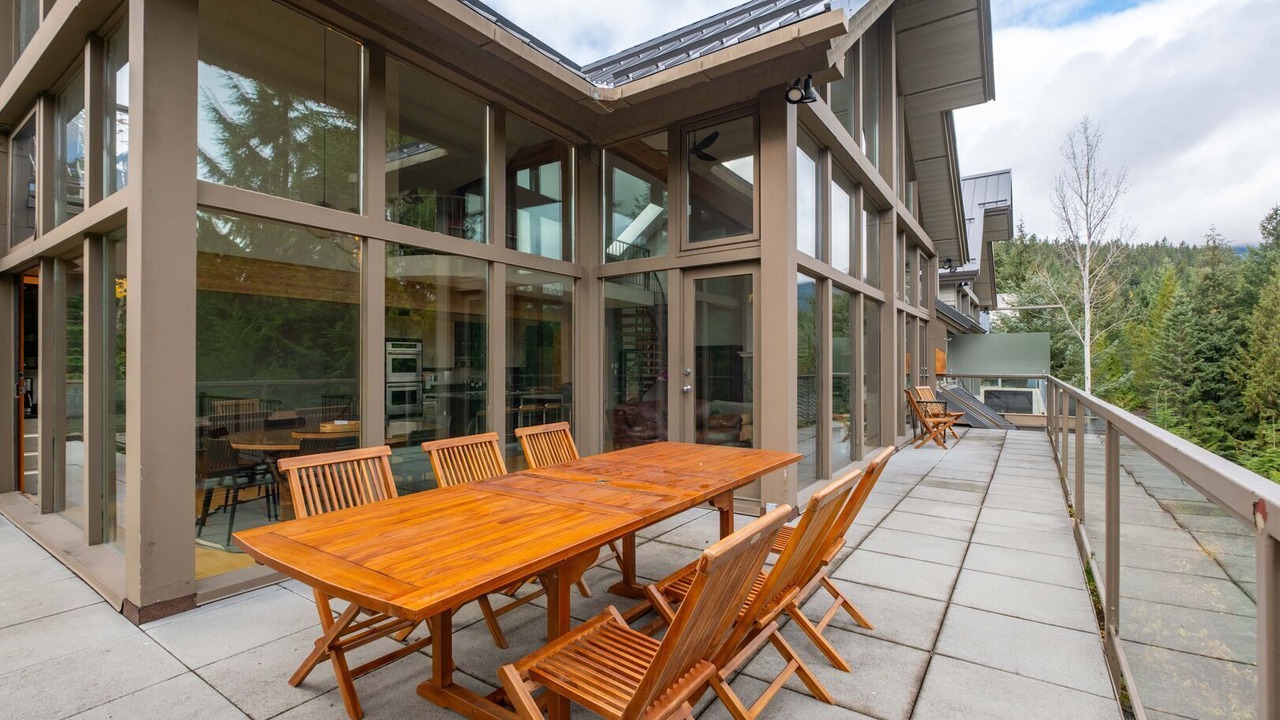 Photo of Outdoor in Blueberry Hill