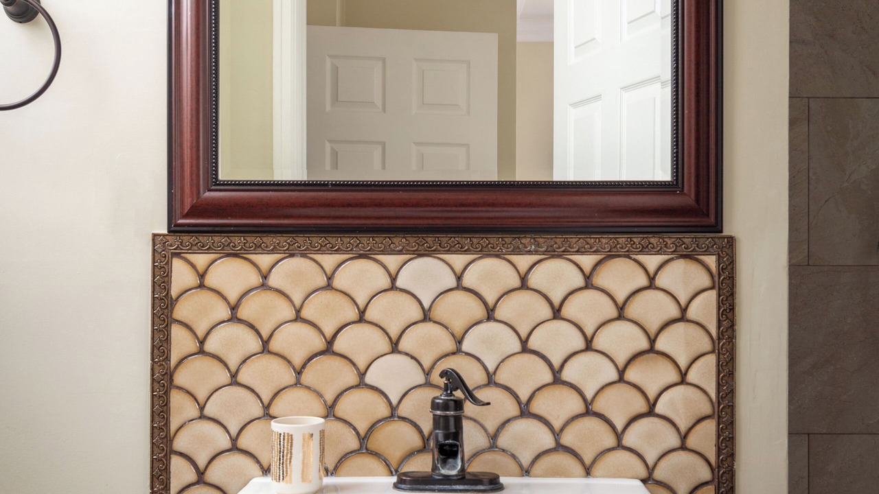 Photo of Bathroom in Woodbury
