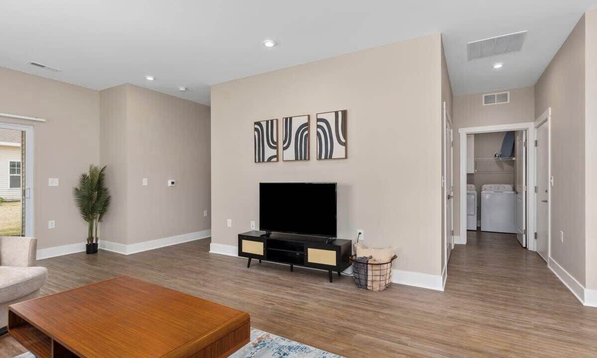 Photo of Livingroom in Grandville