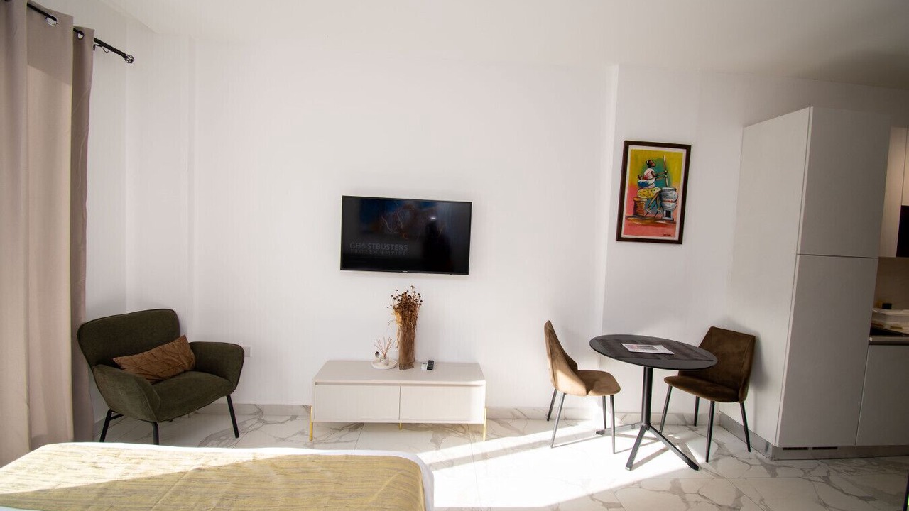 Photo of Livingroom in Labadi