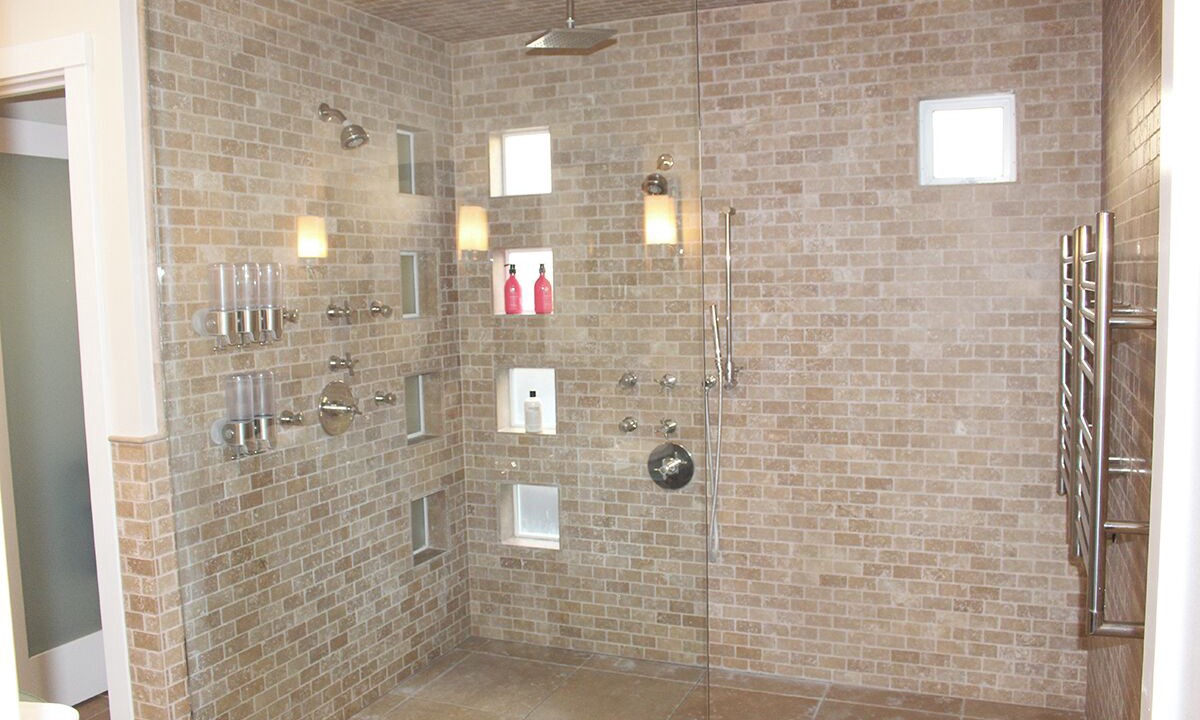 Photo of Bathroom in Valley Village