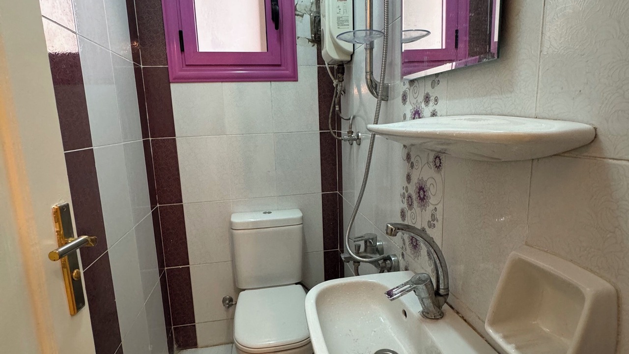 Photo of Bathroom in Al-Basatin