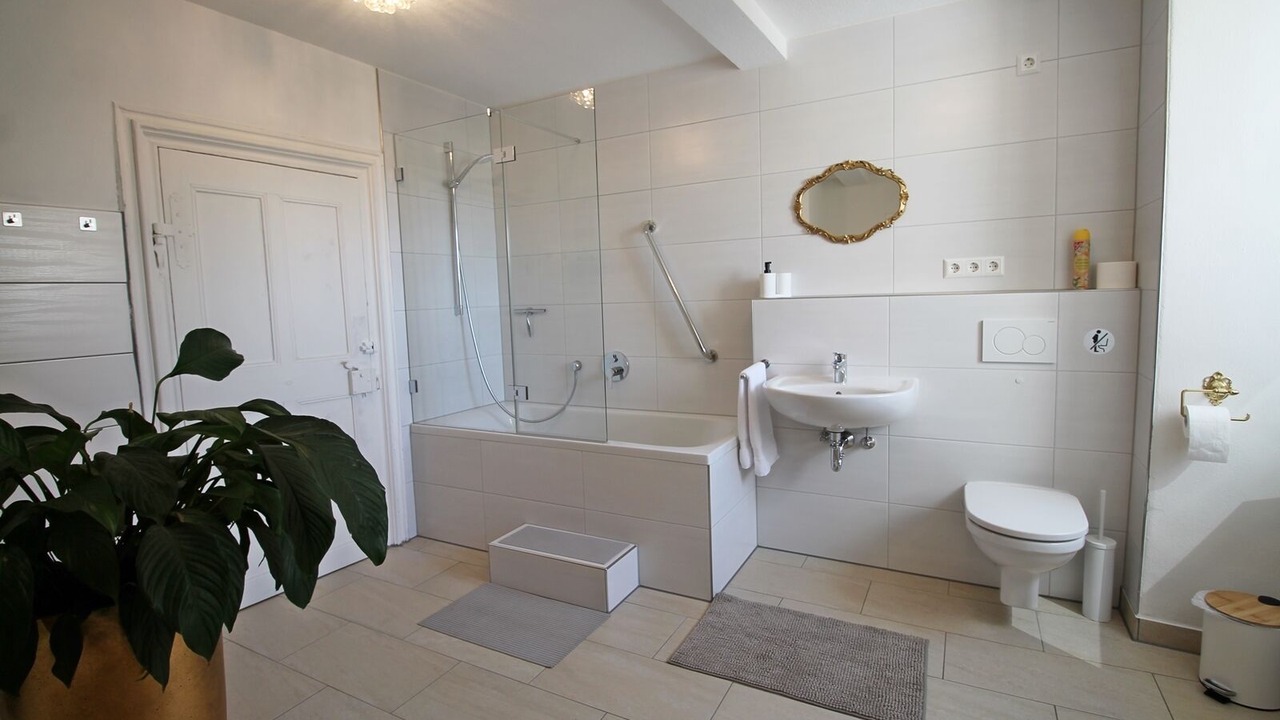Photo of Bathroom in Schrozberg
