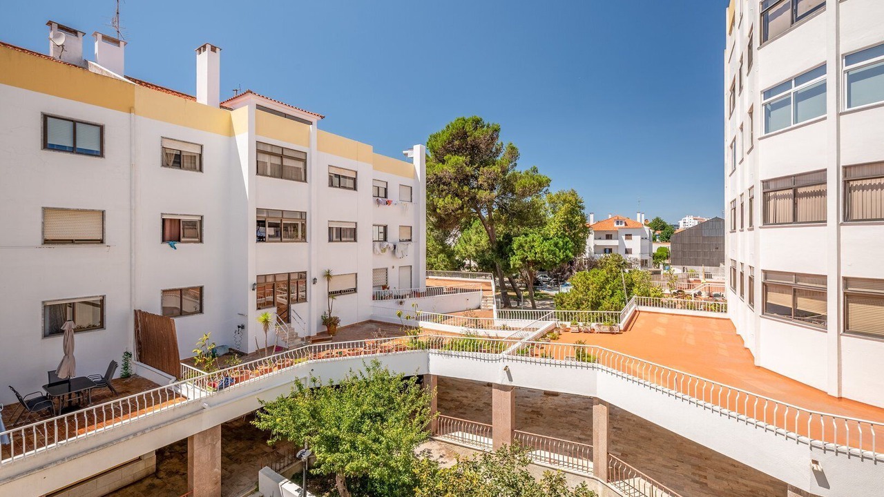 Photo of Patio Balcony in Carcavelos