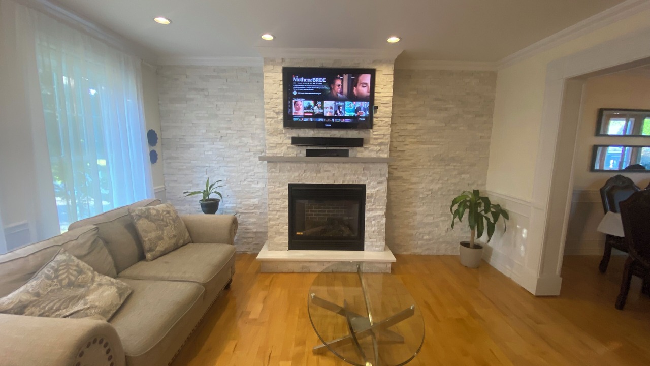 Photo of Livingroom in Candiac