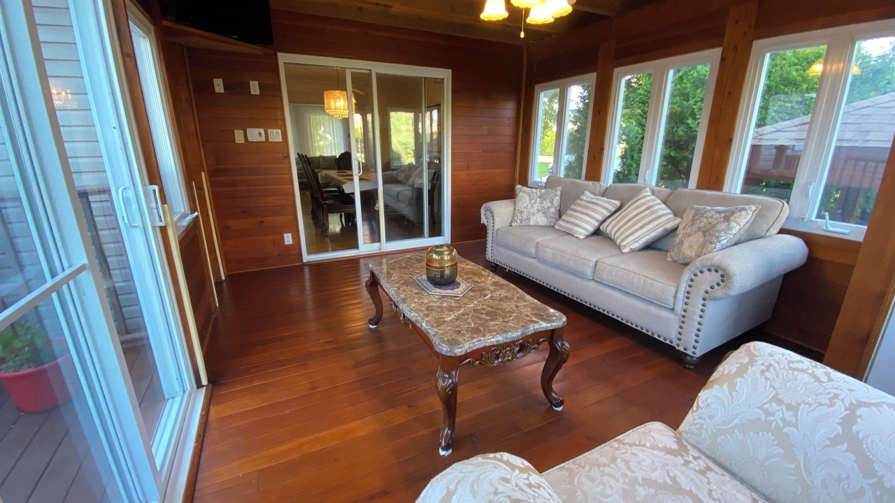 Photo of Livingroom in Candiac
