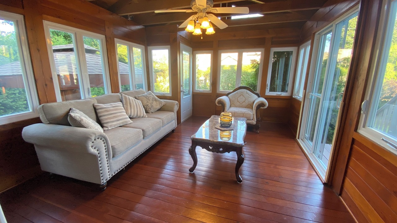 Photo of Livingroom in Candiac