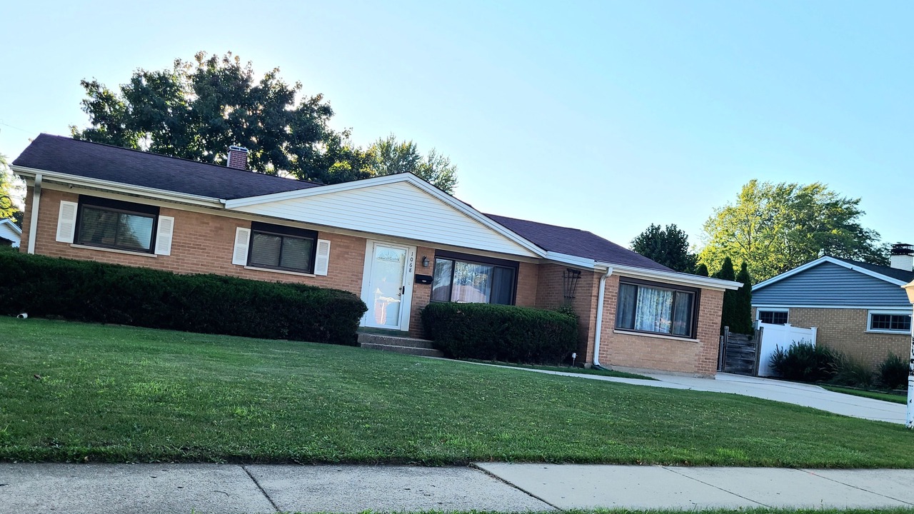 Photo of Outdoor in Des Plaines
