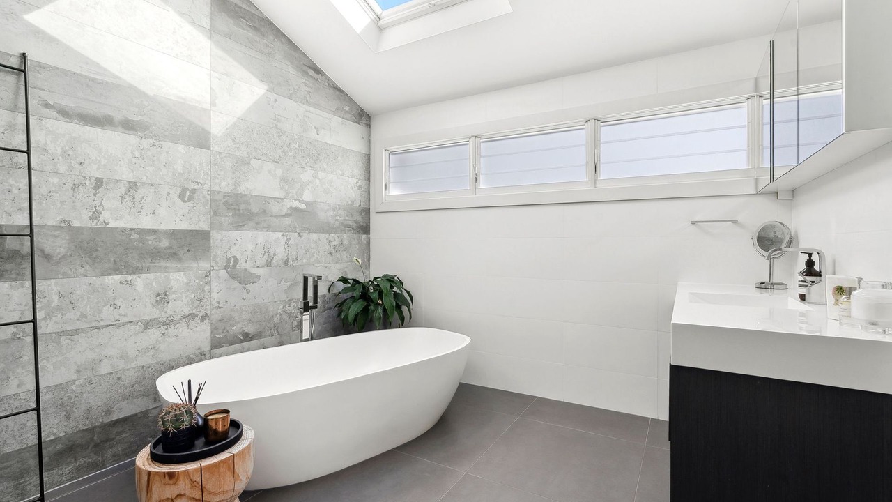 Photo of Bathroom in Narrabeen