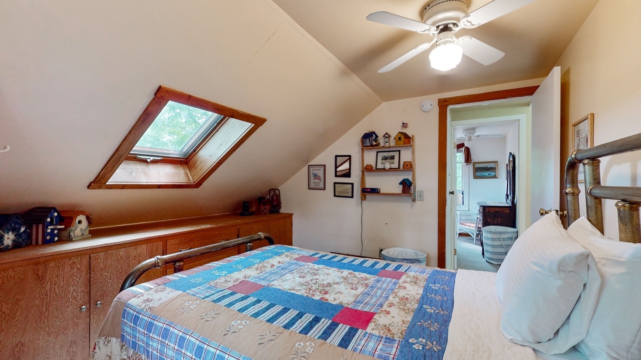 Photo of Bedroom in Castleton