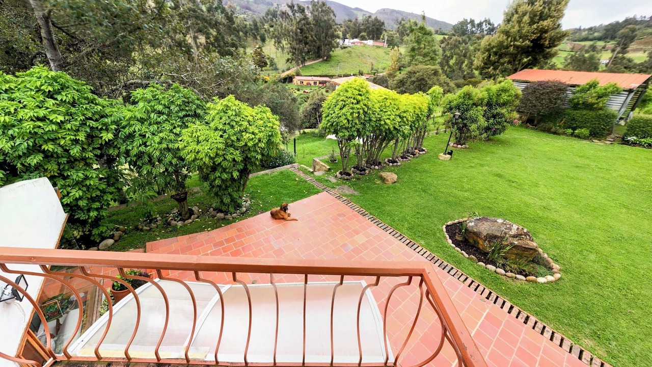 Photo of Outdoor in Sesquile
