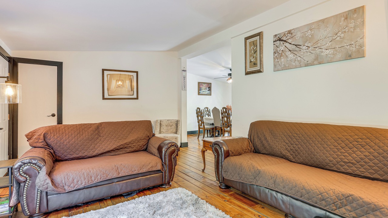 Photo of Livingroom in Town of Lumberland