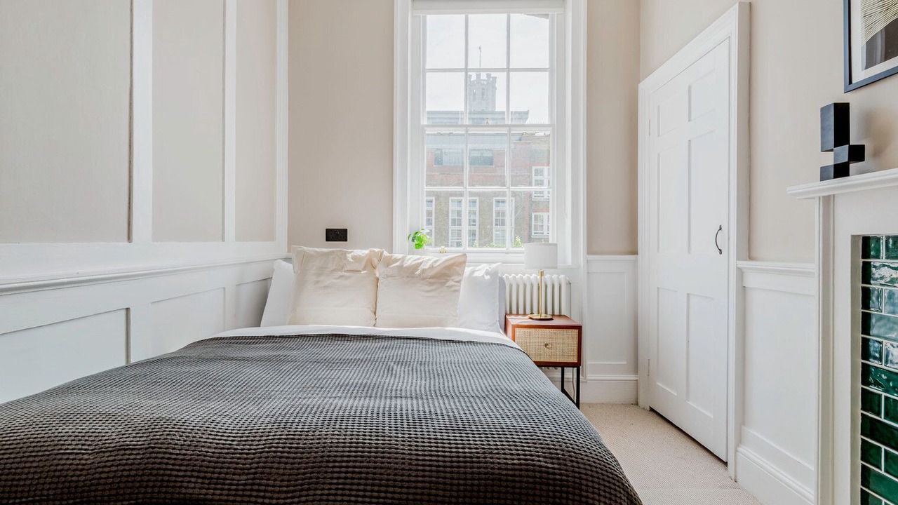 Photo of Bedroom in Wapping