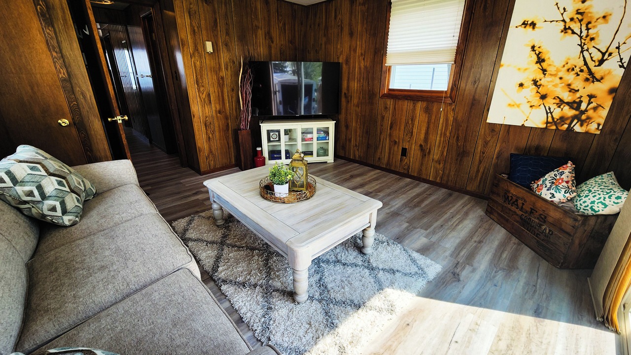 Photo of Livingroom in Edna
