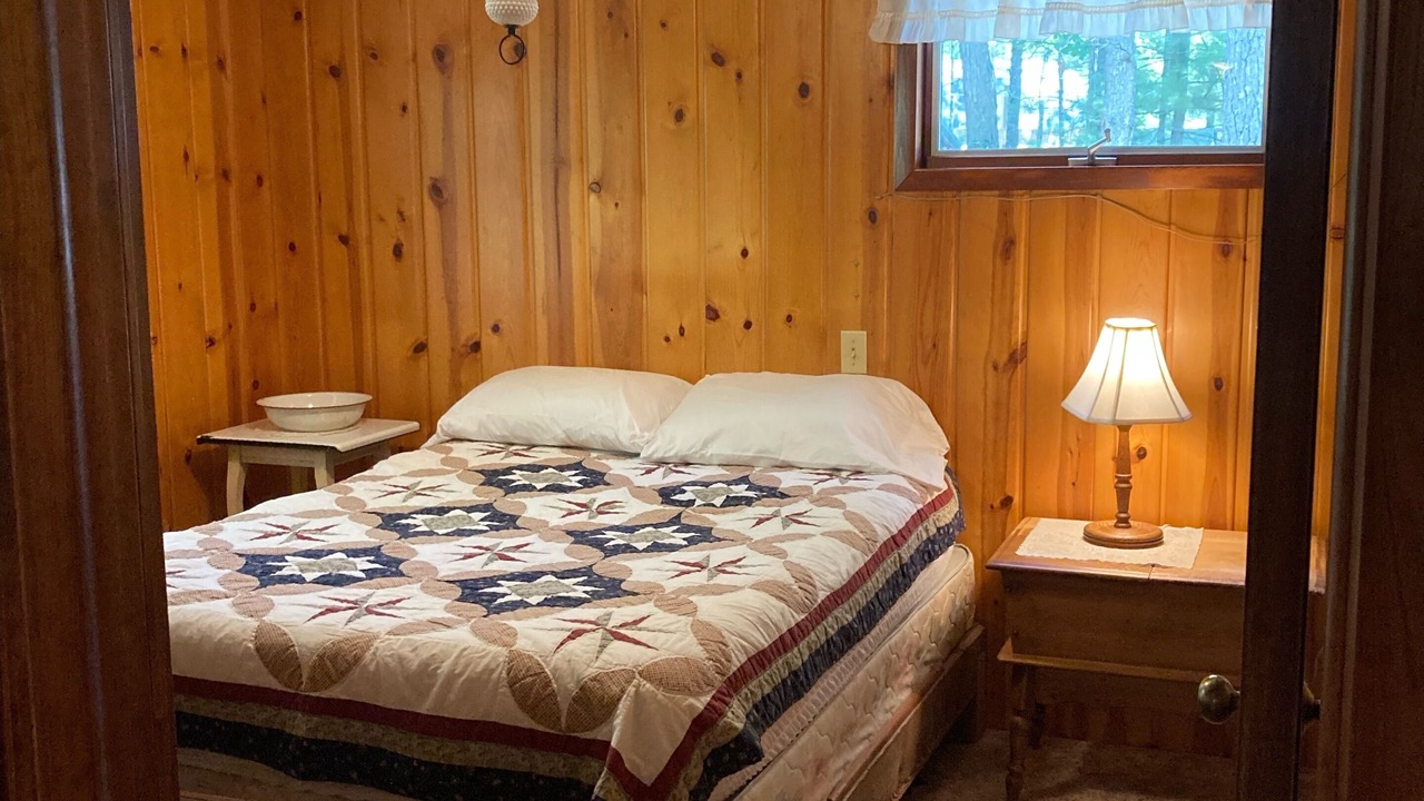 Photo of Bedroom in Irons
