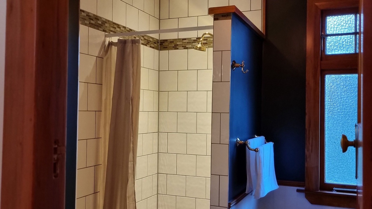 Photo of Bathroom in Taumarunui