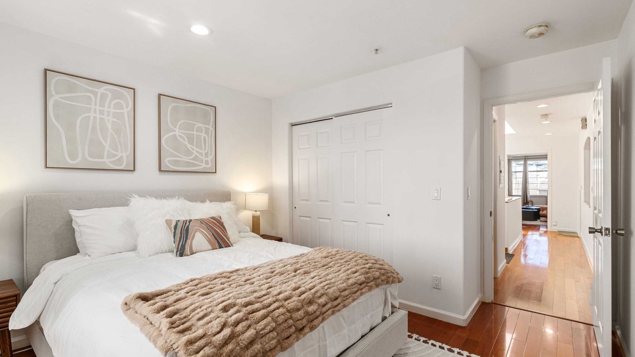 Photo of Bedroom in Daly City