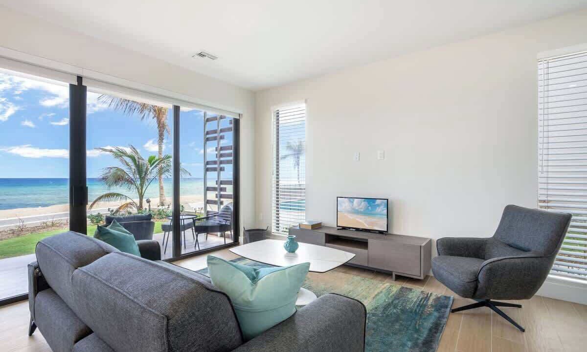 Photo of Livingroom in Old Man Bay