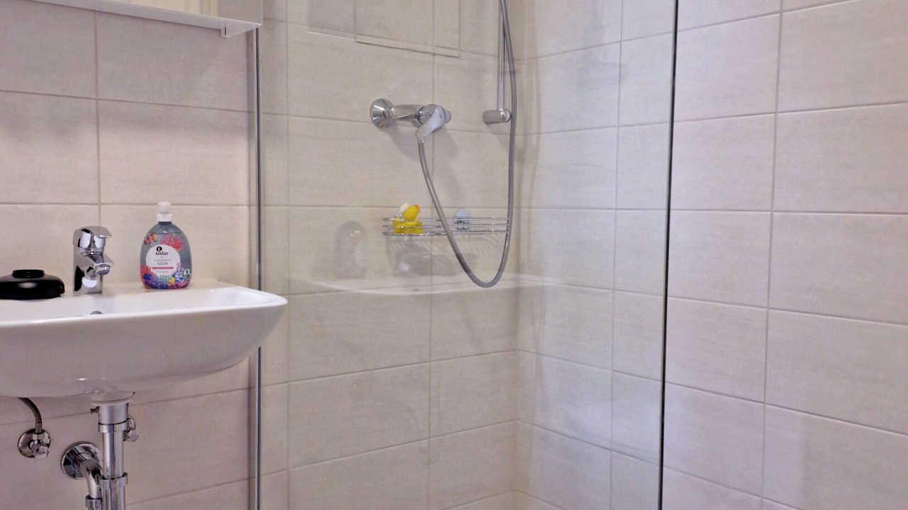 Photo of Bathroom in Wahren