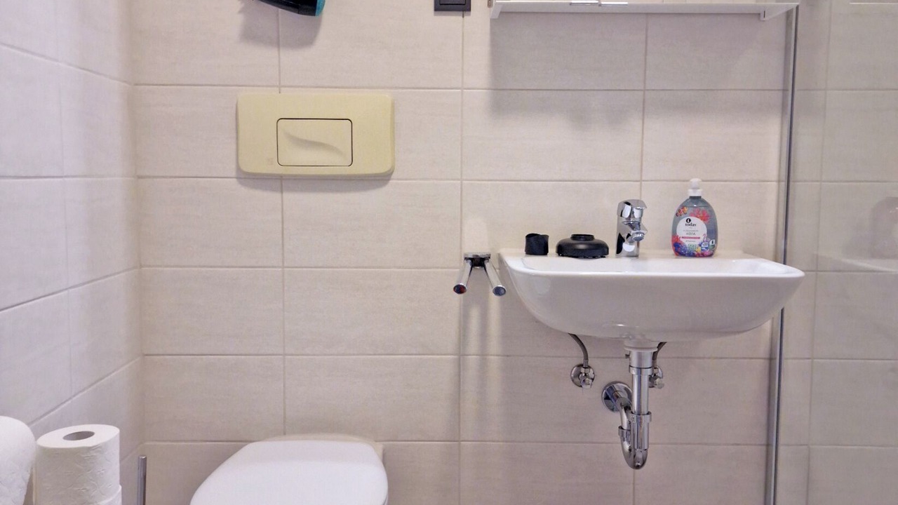 Photo of Bathroom in Wahren