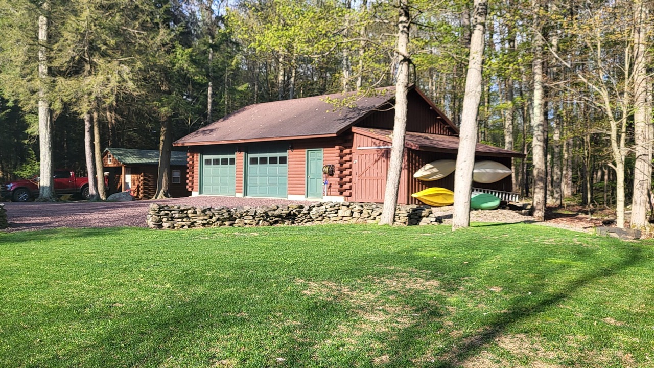 Photo of Outdoor in Roaring Branch