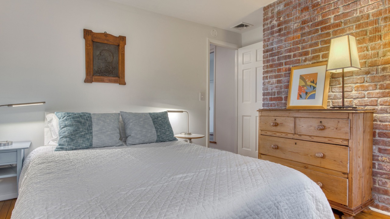 Photo of Bedroom in Barnes Landing