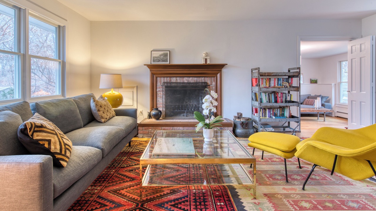 Photo of Livingroom in Barnes Landing