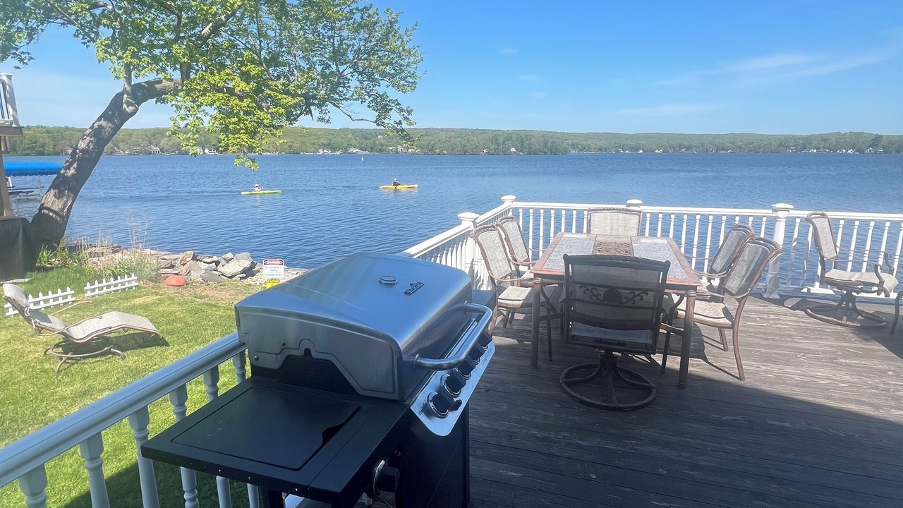Photo of Outdoor in Lake Pocotopaug