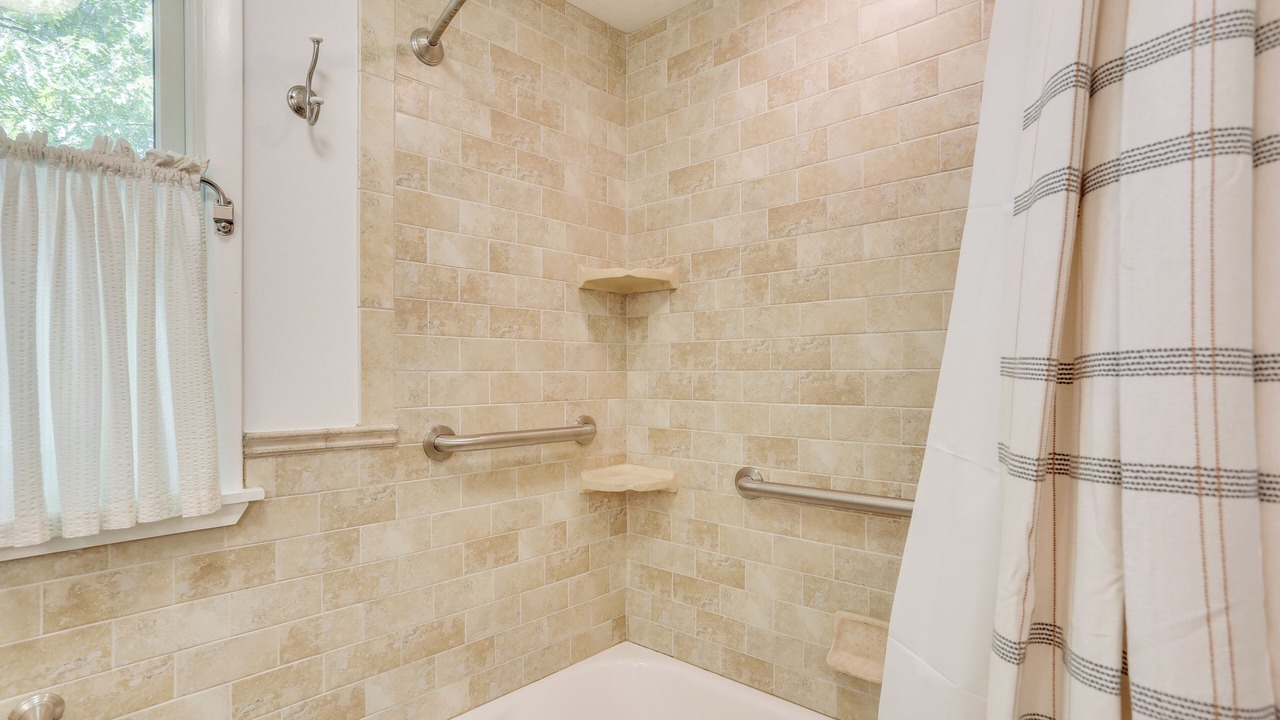 Photo of Bathroom in Highland Falls