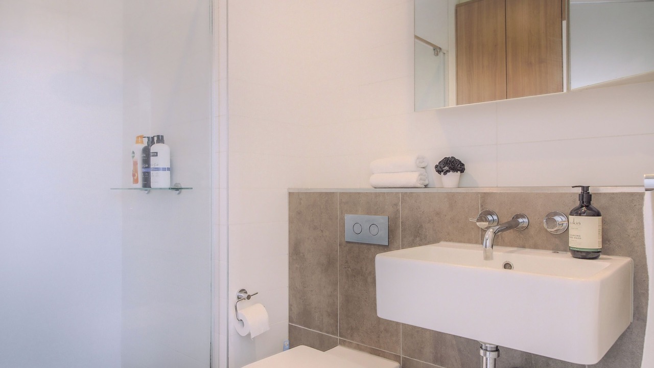 Photo of Bathroom in Carlton South