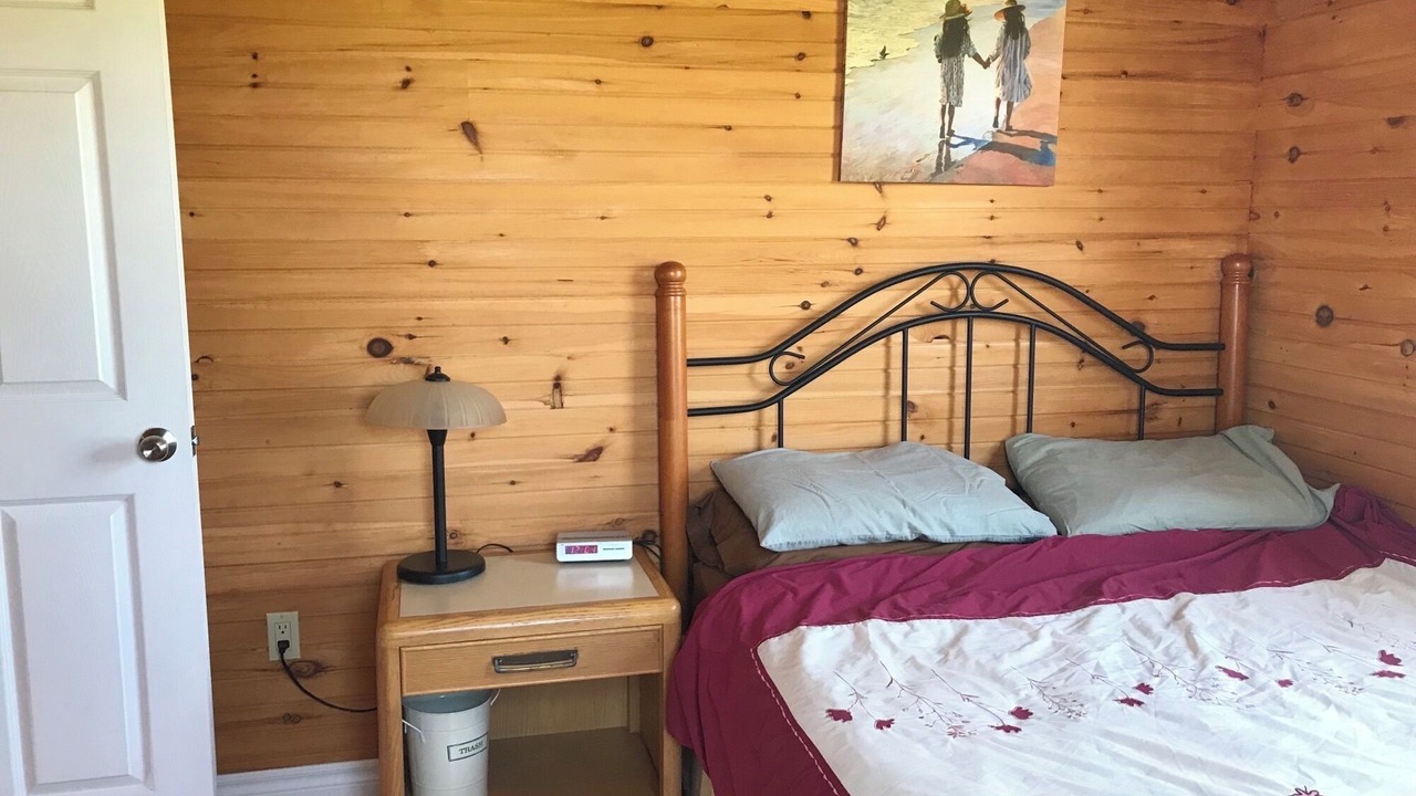 Photo of Bedroom in Darnley