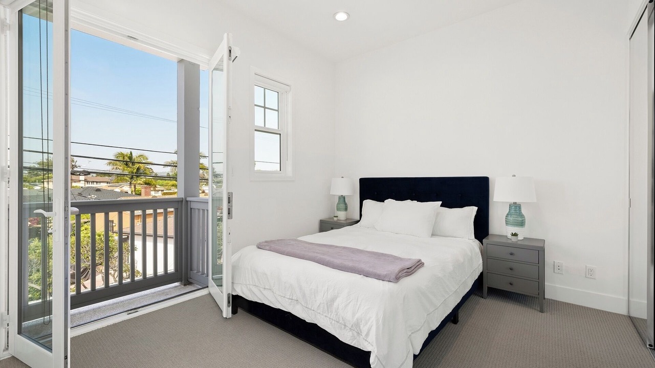 Photo of Bedroom in Del Rey