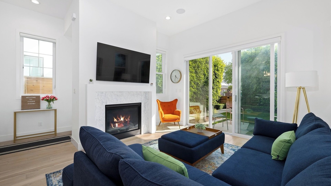 Photo of Livingroom in Del Rey
