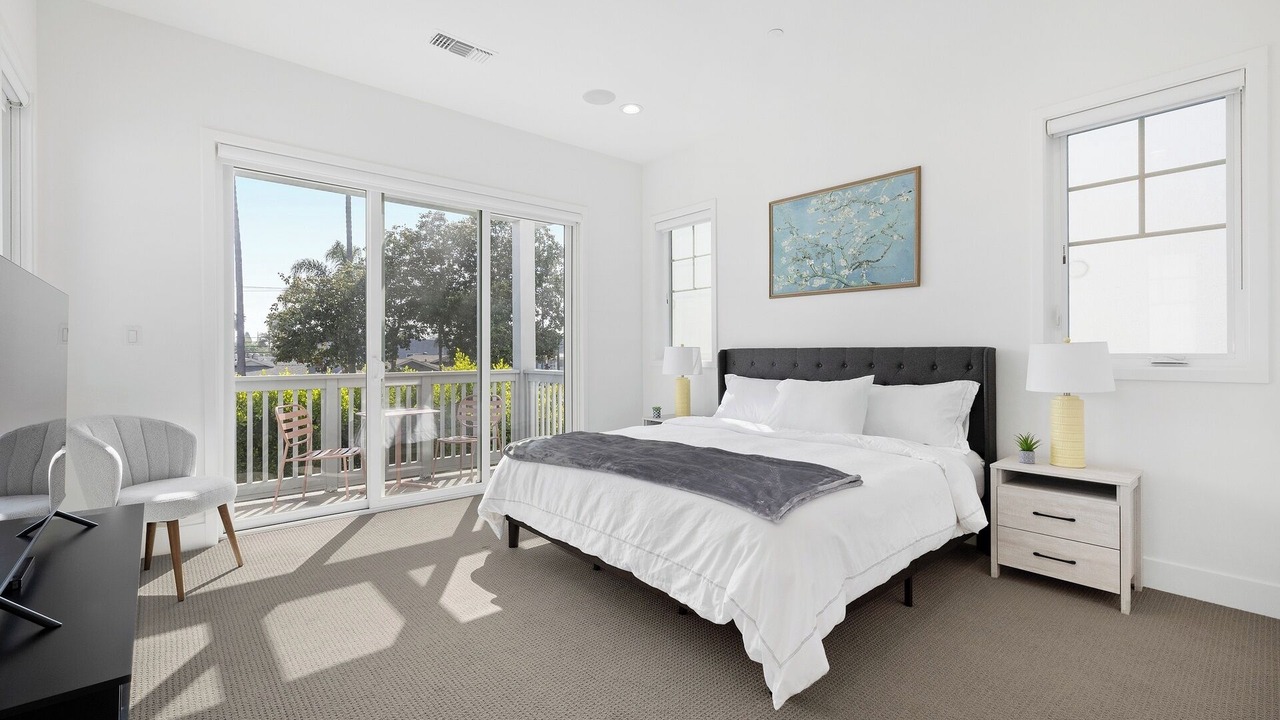 Photo of Bedroom in Del Rey