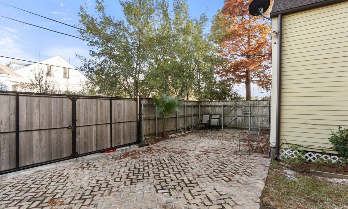 Photo of Outdoor in West Riverside