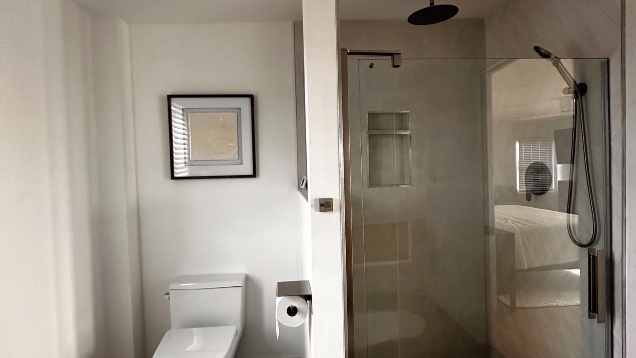 Photo of Bathroom in Saybrook Manor