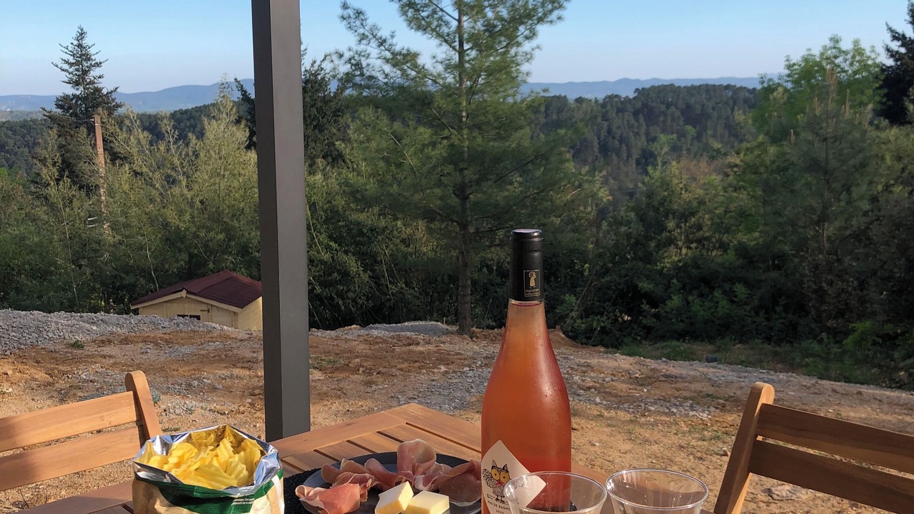 Photo of Outdoor in Ribes