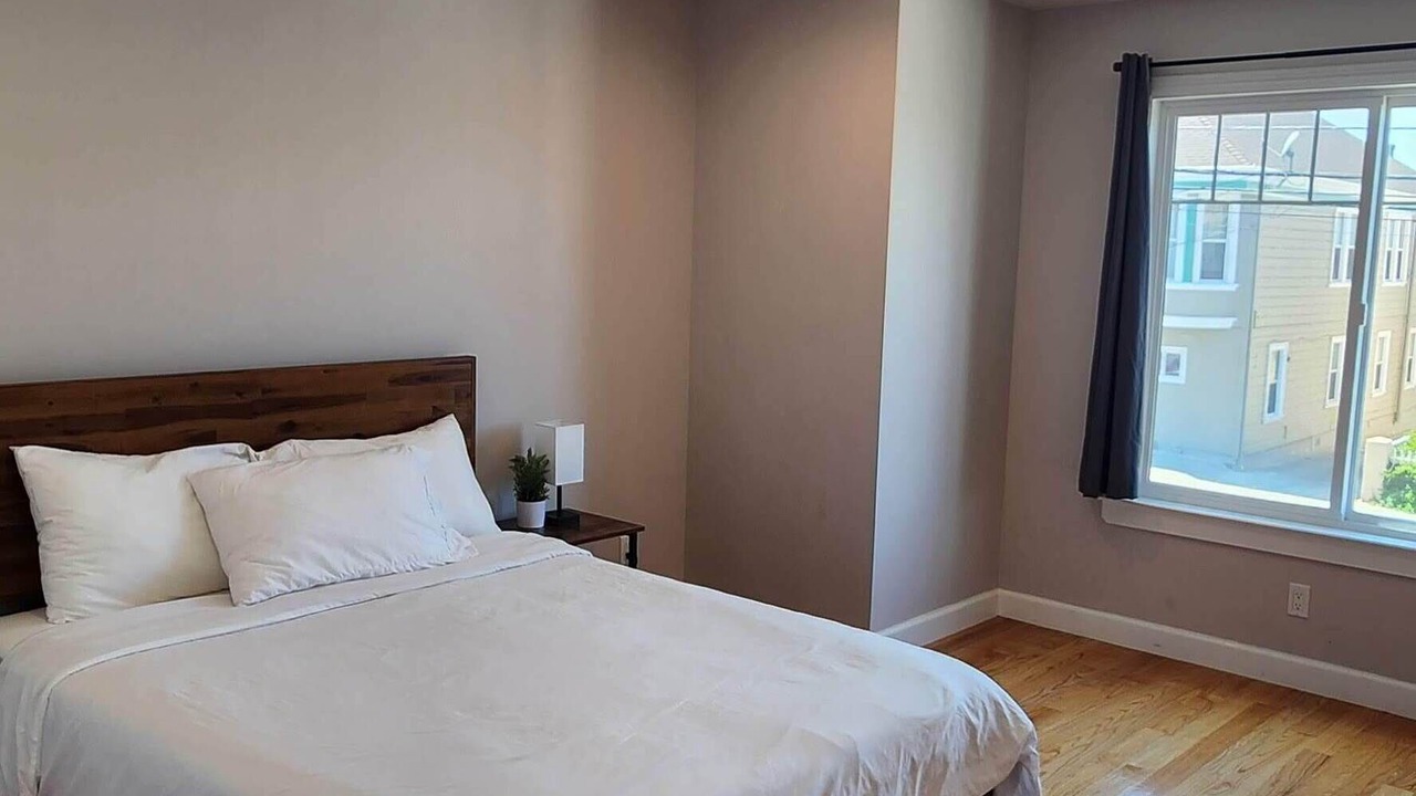 Photo of Bedroom in Daly City
