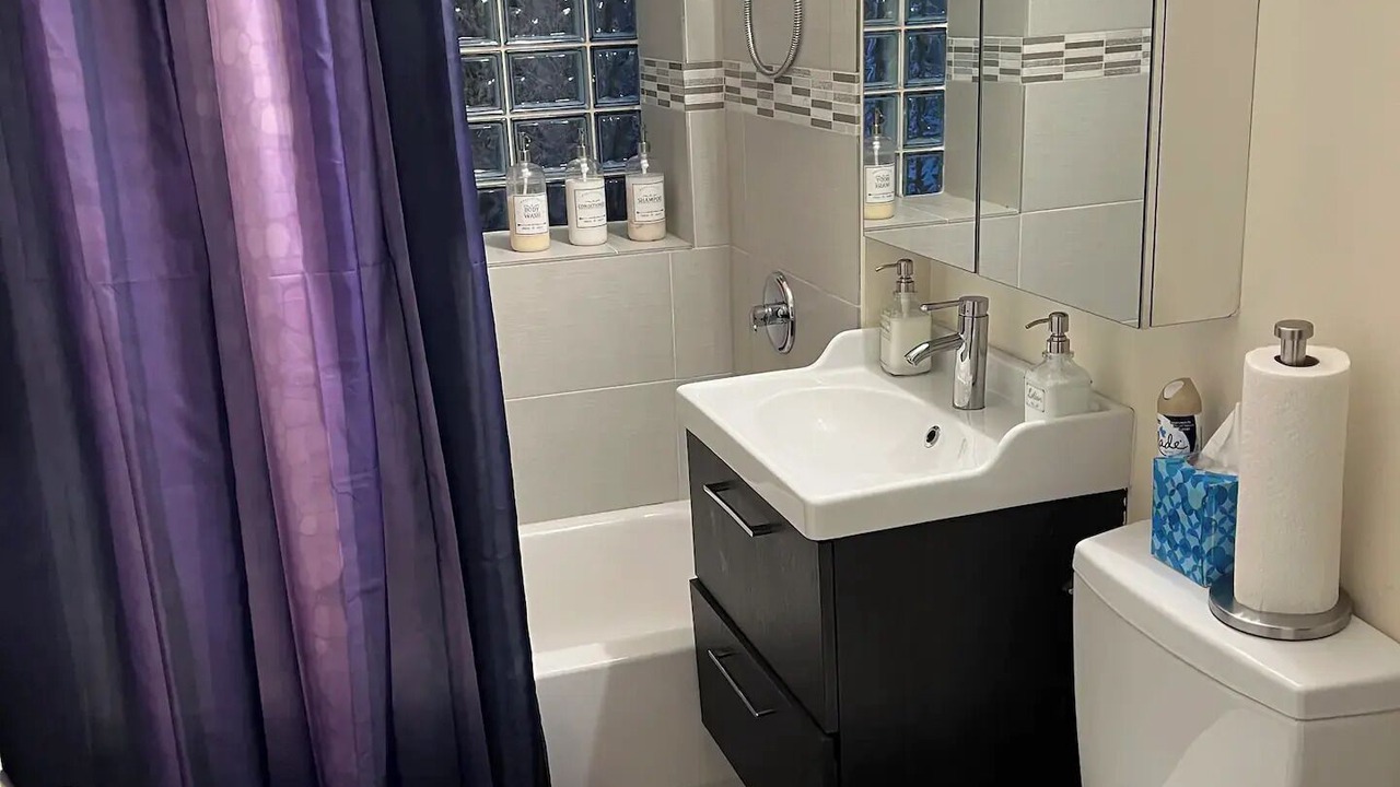 Photo of Bathroom in Woodlawn