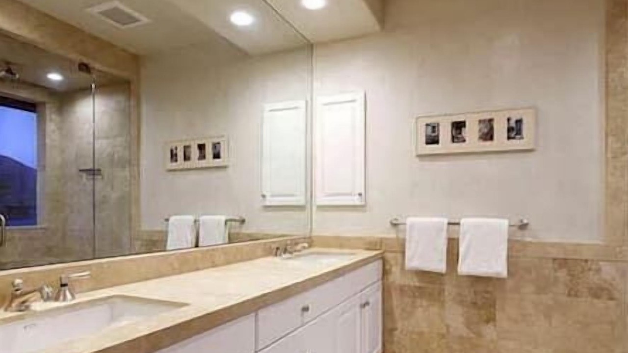 Photo of Bathroom in Basalt
