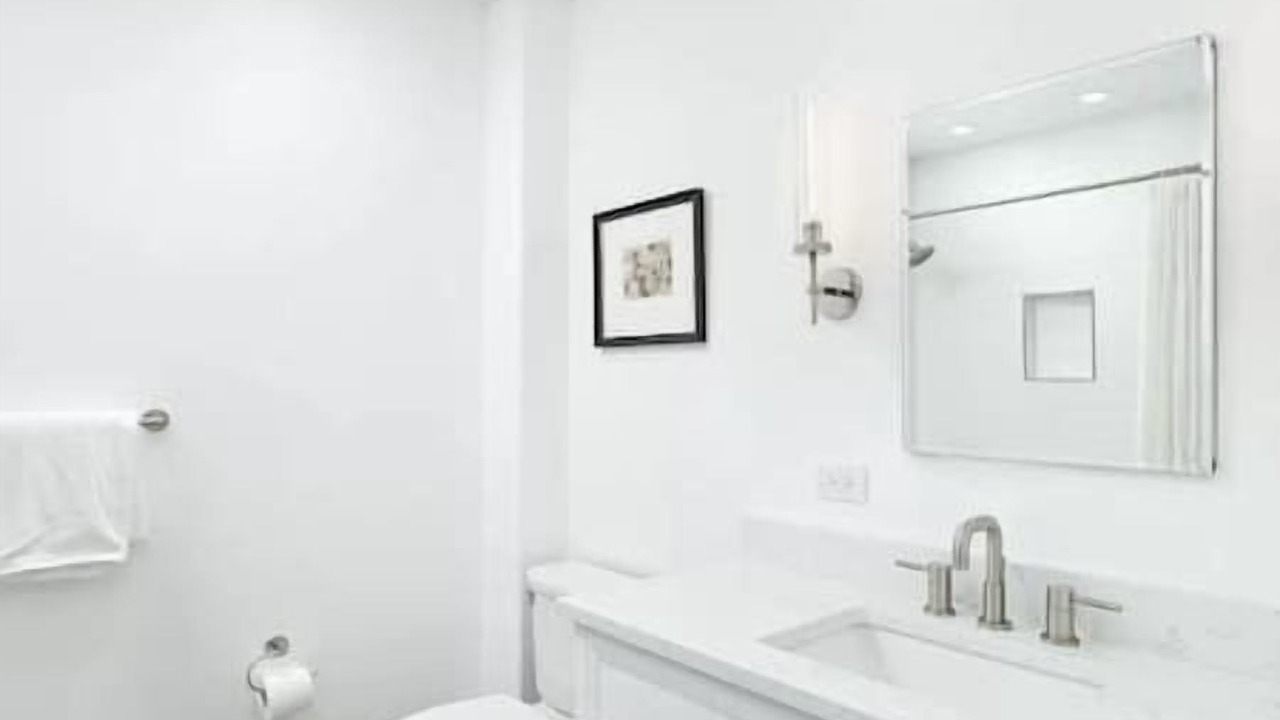 Photo of Bathroom in Basalt