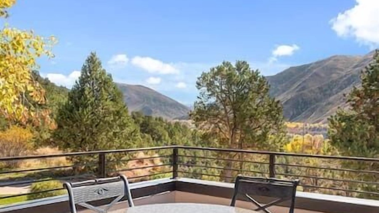 Photo of Outdoor in Basalt