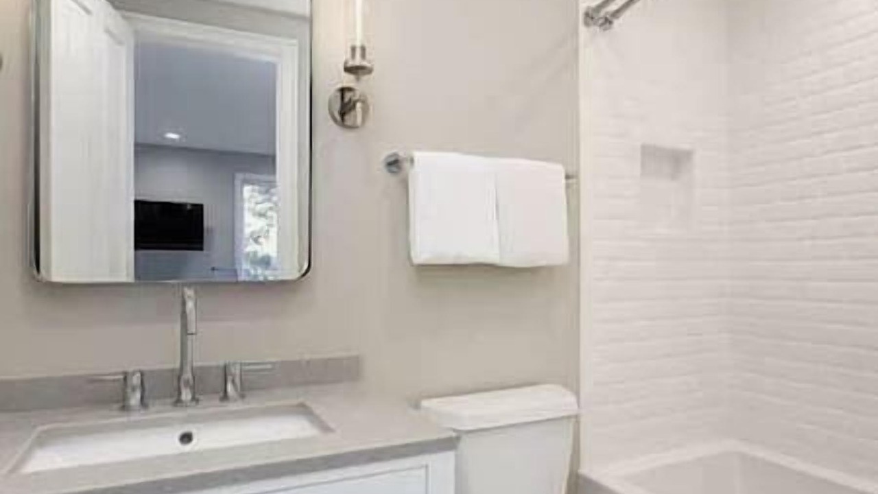 Photo of Bathroom in Basalt