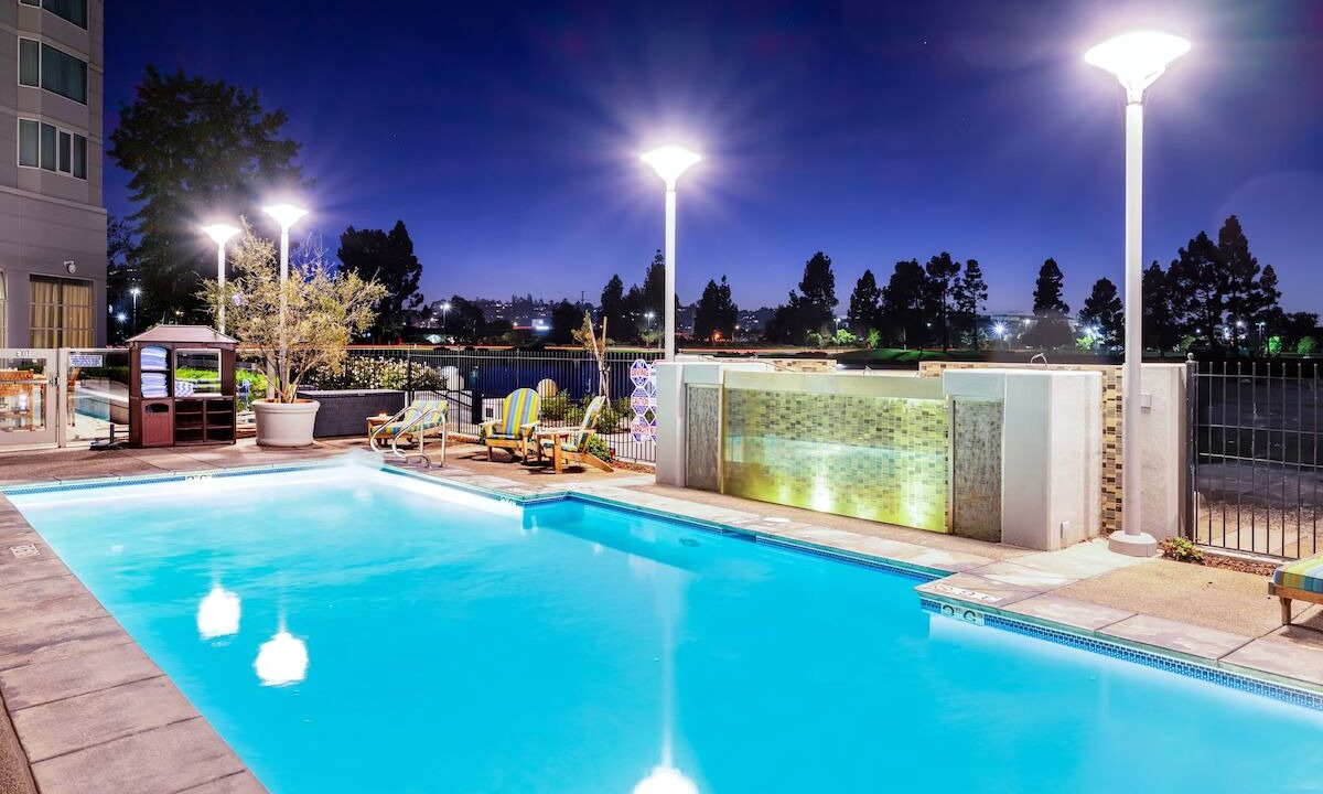 Photo of Outdoor in Redwood Shores