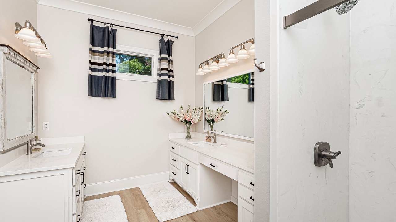 Photo of Bathroom in Torbert
