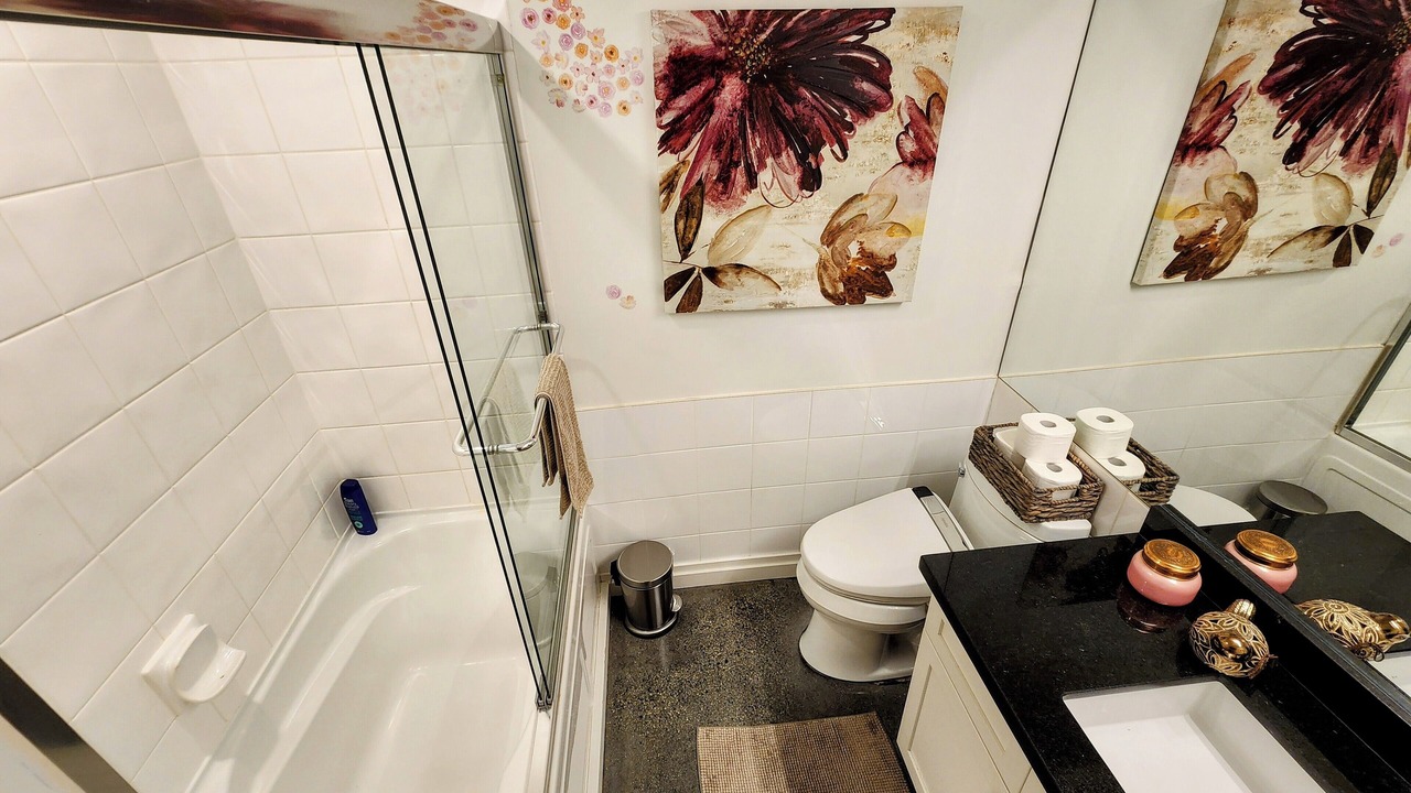 Photo of Bathroom in West Vancouver