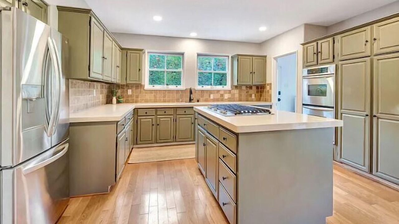 Photo of Kitchen in Altadena