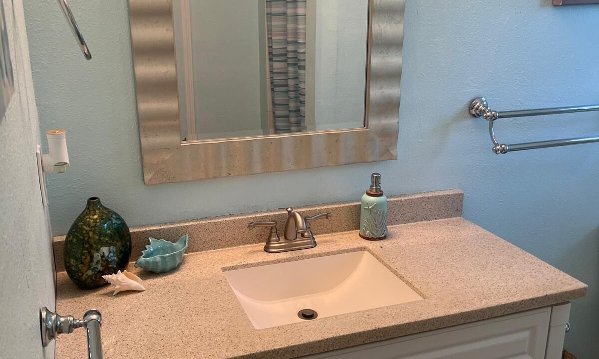 Photo of Bathroom in Port Royal