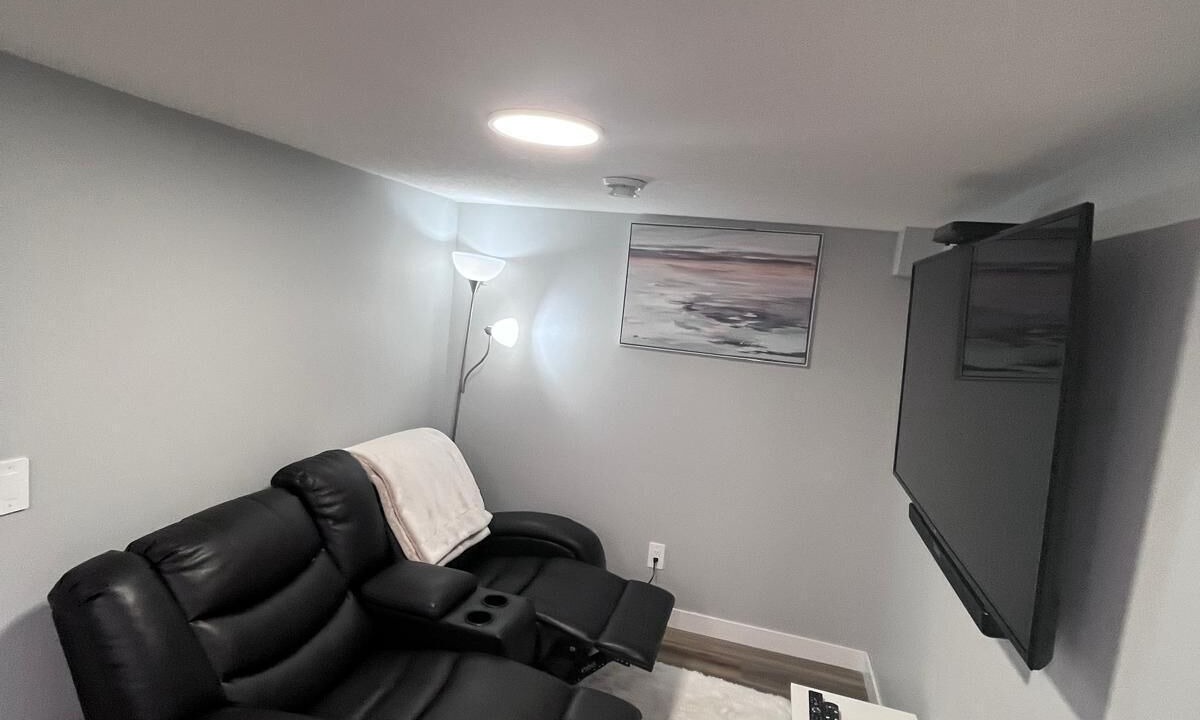 Photo of Livingroom in Southeast Calgary