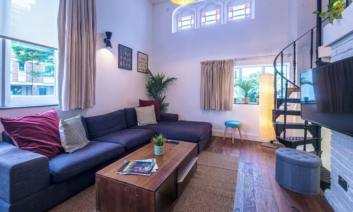 Photo of Livingroom in Poplar